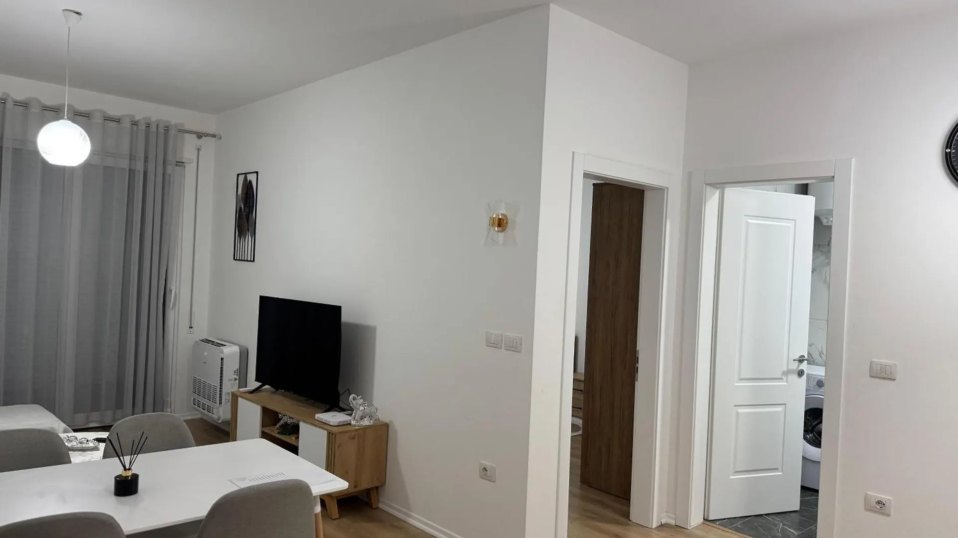 Bright & Roomy Tirana