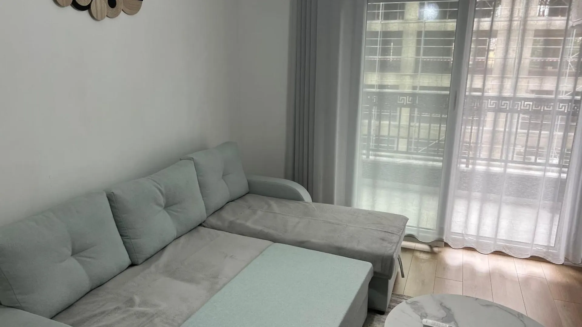 Bright & Roomy Tirana 0*,  Albánia